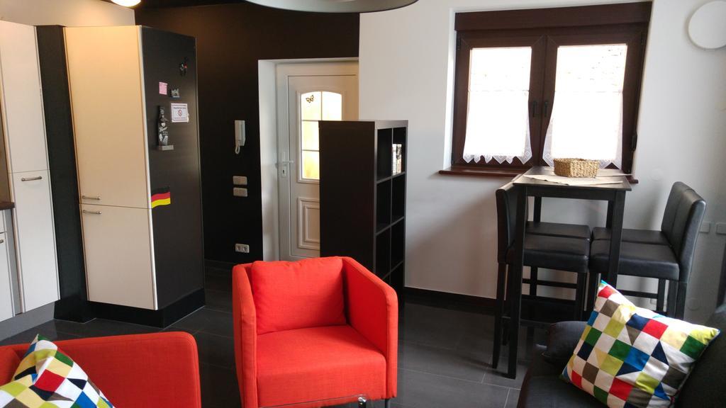 Apartment Rhein Main Hochheim am Main Chambre photo